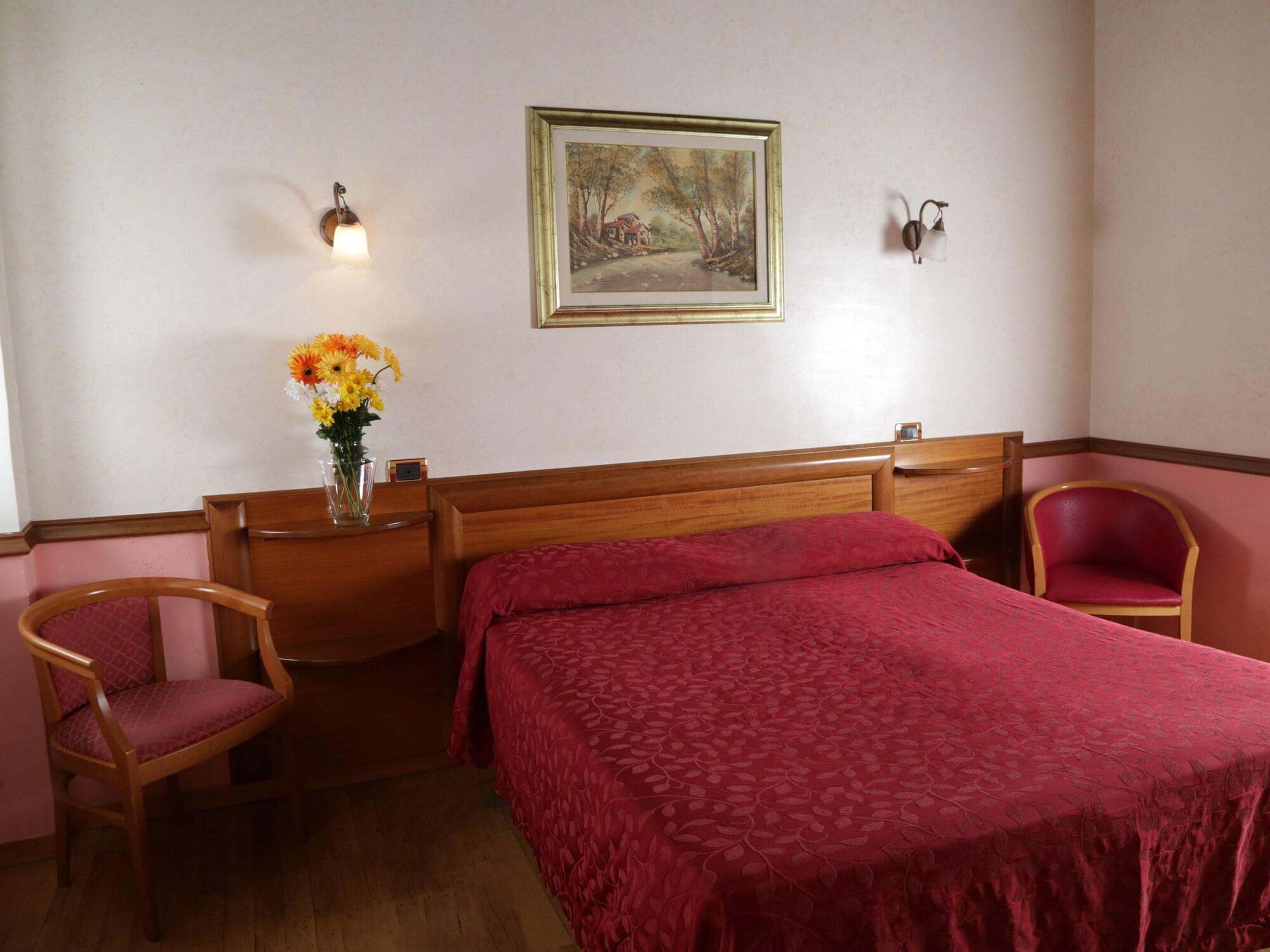 Hotel Santa Prassede Рим Екстер'єр фото