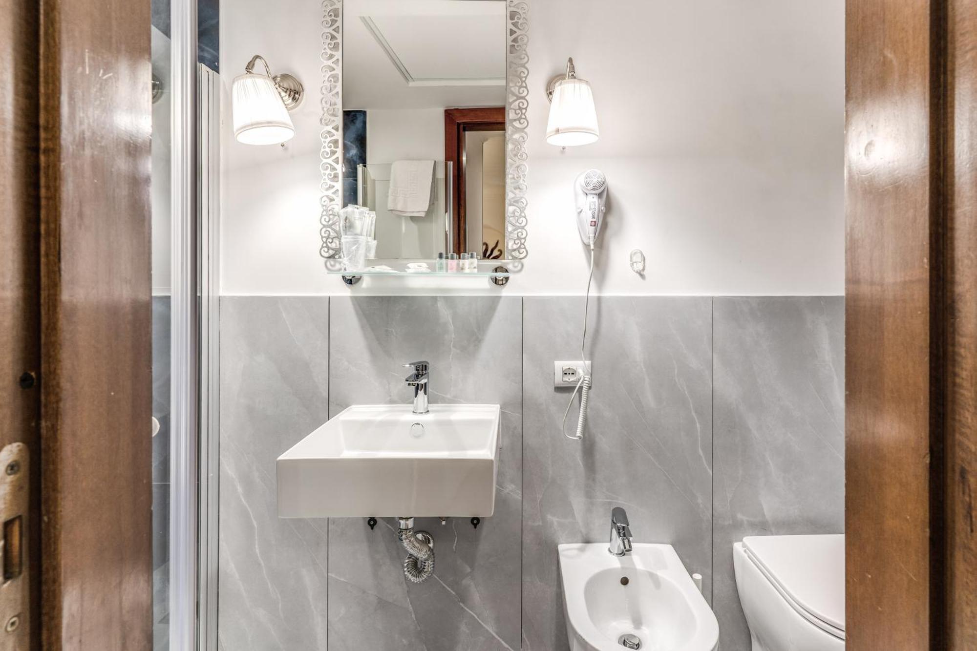 Hotel Santa Prassede Рим Екстер'єр фото